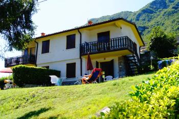 Casa e appartamento per vacanza - Lago d’Idro - Villaggio Tre Capitelli