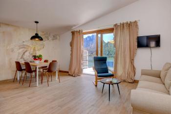 Casa e appartamento per vacanza - Lago d’Idro - Villaggio Tre Capitelli