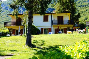 Casa e appartamento per vacanza - Lago d’Idro - Villaggio Tre Capitelli