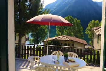 Casa e appartamento per vacanza - Lago d’Idro - Villaggio Tre Capitelli