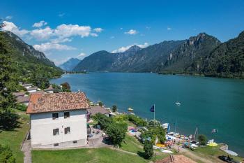 Casa e appartamento per vacanza - Lago d’Idro - Villaggio Tre Capitelli