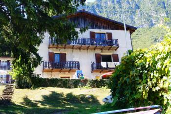 Casa e appartamento per vacanza - Lago d’Idro - Villaggio Tre Capitelli