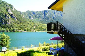 Casa e appartamento per vacanza - Lago d’Idro - Villaggio Tre Capitelli