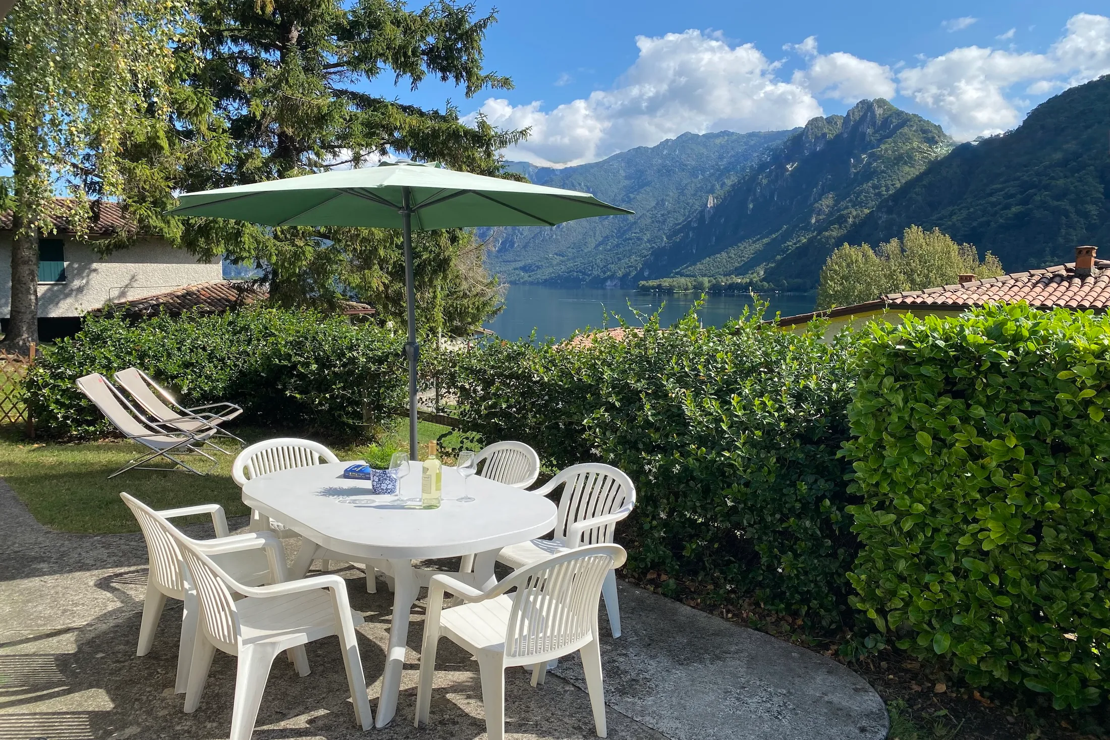 Dynamic Content Image