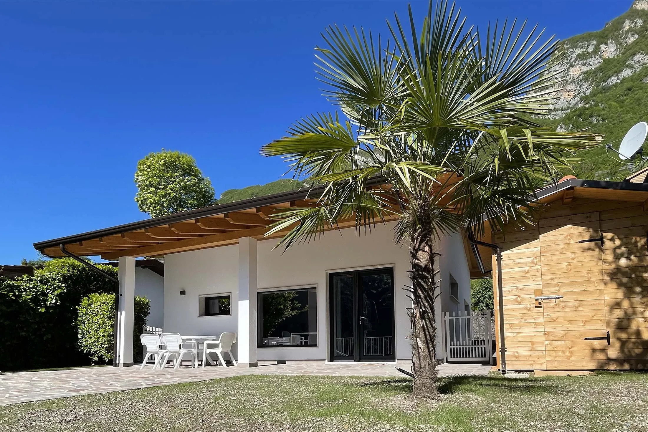 Dynamic Content Image